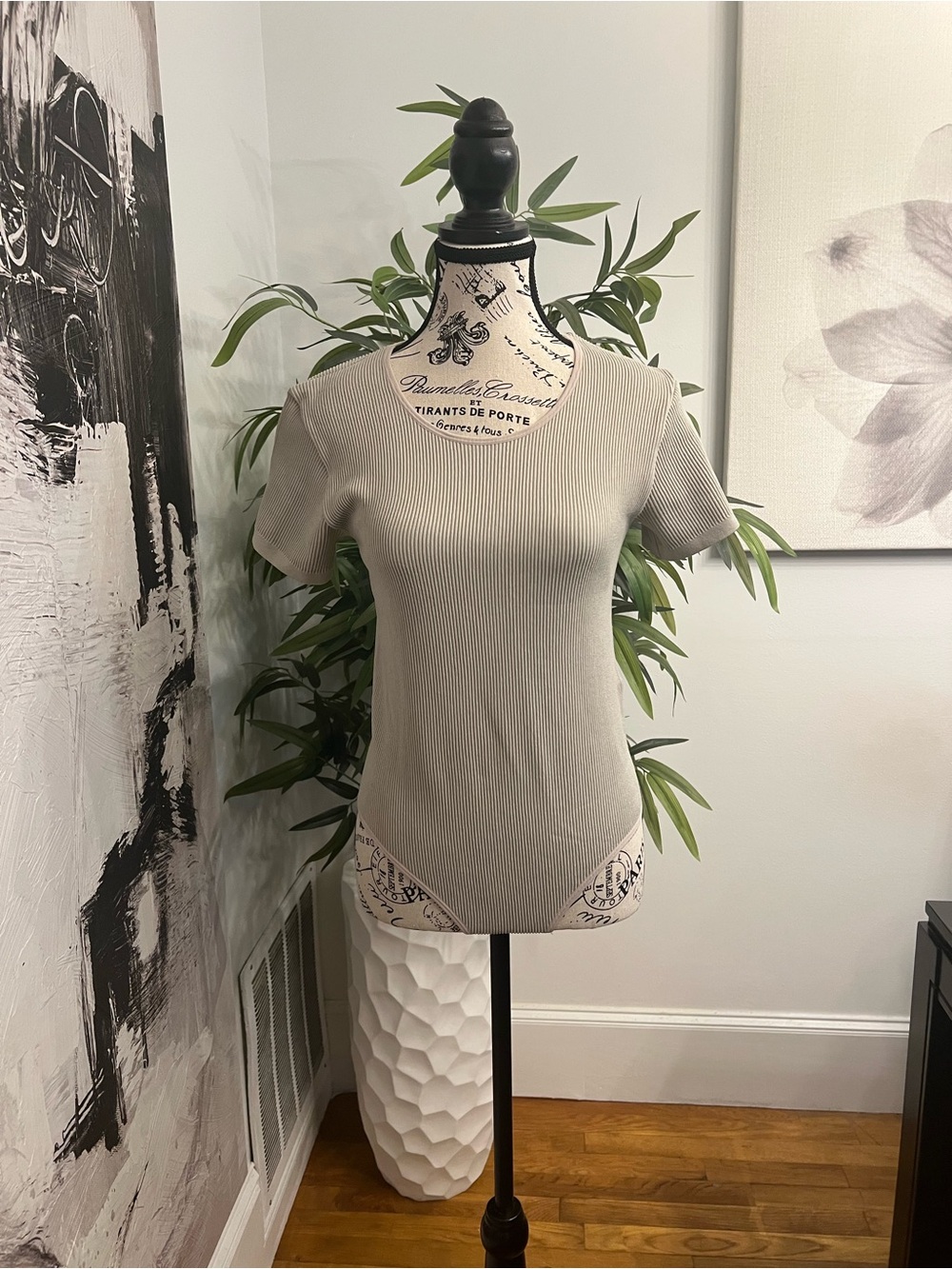 Primark Ribbed Short-Sleeve Scoop Bodysuit in Taupe
